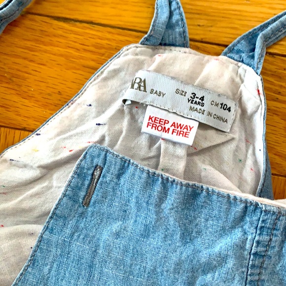 Zara Toddler Boy Chambray Denim Overalls - Picture 3 of 3